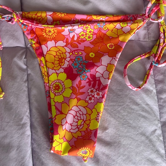 Kulani Kini Sunny Sangria bikini top and bottom. - Picture 2 of 6